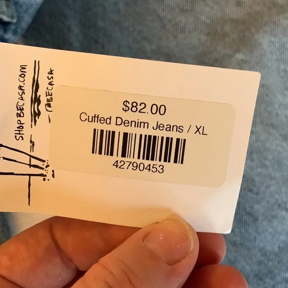 NWT Q2 Straight Leg Womens Cuffed Jean - size 10 - Picture 3 of 14